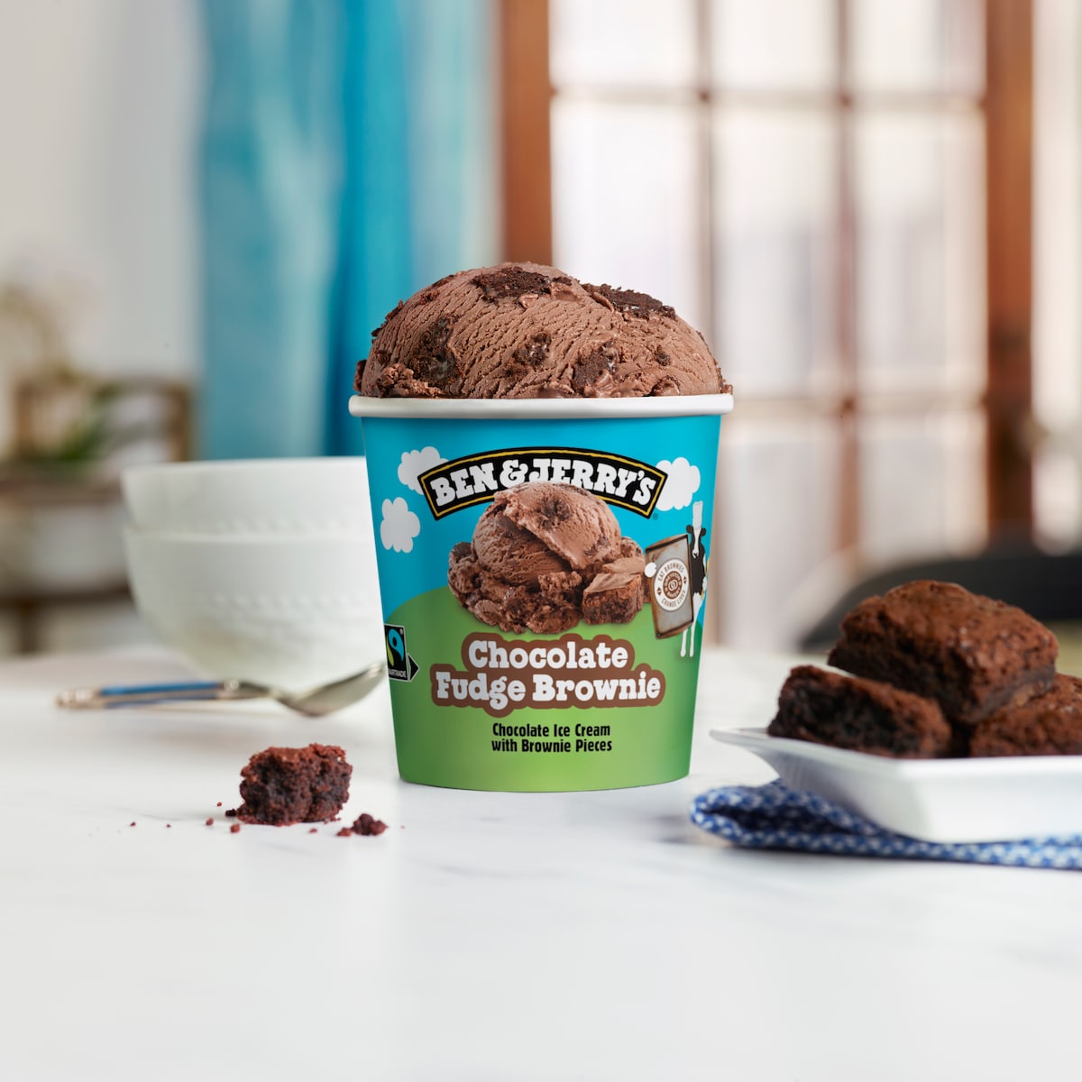Chocolate Fudge Brownie Helado - Pint 4 / 4